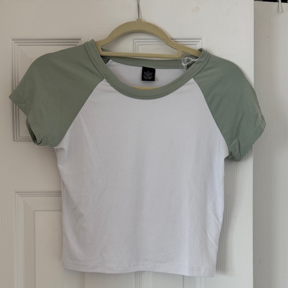 Women's Two-Tone Sleeve Top